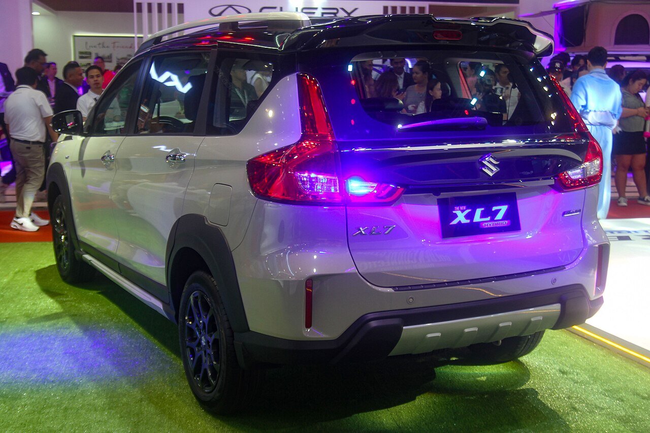 Suzuki XL7